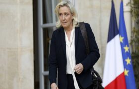 Francia: Condenan a Marine Le Pen a cuatro años de prisión