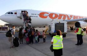 Arriban al país 311 venezolanos repatriados desde México