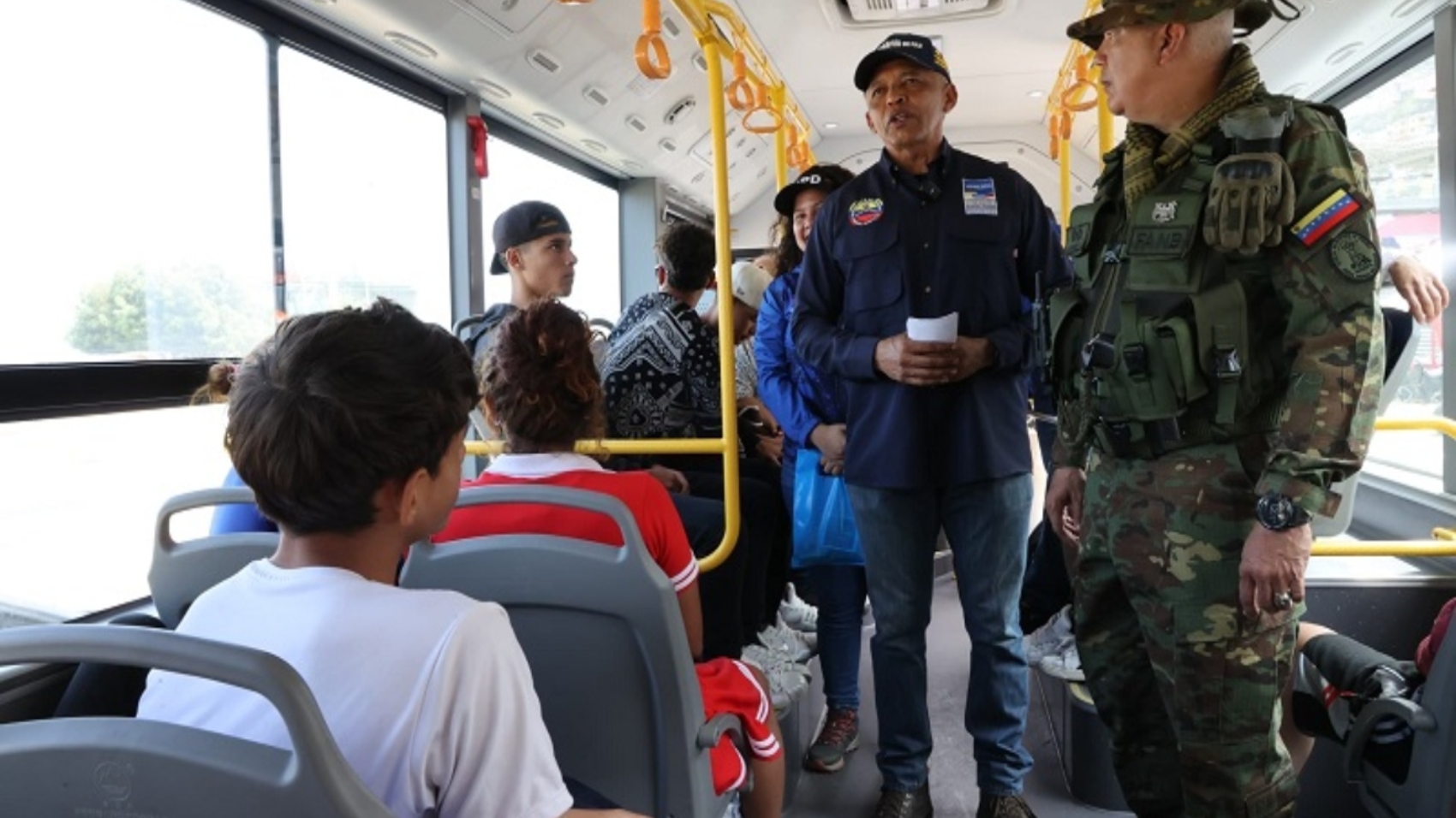 Supervisan-Puntos-de-Control-por-el-asueto-carnavalesco-en-el-estado-La-Guaira-2