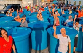 Entregados tanques de agua a siete Consejos Comunales de La Guaira