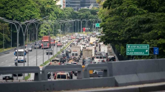 autopista-guaicaipuro