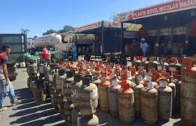 Más de mil 336 comunidades fueron atendidas con la entrega de cilindros de gas en Lara