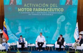 Jefe de Estado instruye fabricar envases de medicamentos en el país