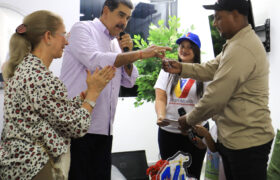 Presidente Maduro entregó la vivienda 5 millones 258 mil