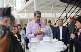 Presidente Maduro inaugura varios centros científicos, tecnológica e investigación