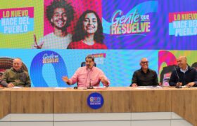 Presidente Maduro invito al pueblo a participar en la Consulta Popular Nacional del 27-A