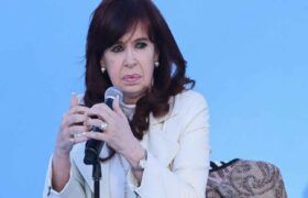 Argentina: Cristina Fernández acusó a Javier Milei de debilitar la soberanía en las Malvinas