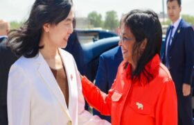 Vicepresidenta Delcy Rodríguez arriba a China para fortalecer lazos bilaterales