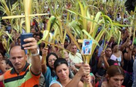 Presidente Maduro celebro la llegada del Domingo de Ramos y la bendición de las palmas