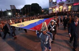 Conmemoran 215 años del Primer Grito de Independencia de Venezuela