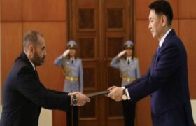 Embajador de Venezuela entrega Cartas Credenciales ante el presidente de Mongolia
