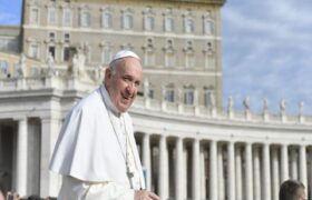 Líderes del mundo lamentan la muerte del Papa