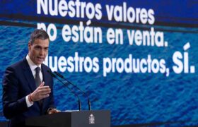 Presidente de España anuncia plan para combatir aranceles de EEUU