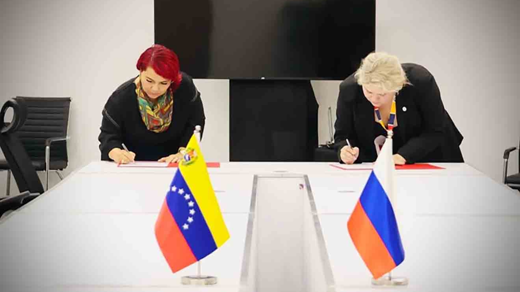 Profesionales del turismo y servicios hoteleros se capacitan en idioma ruso