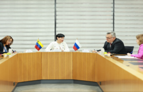 Venezuela y Rusia afianzan relaciones en astronomía y actividad aeroespacial