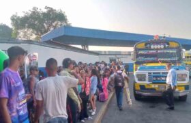 Funcionarios de la Defensoría del Pueblo se despliegan en vigilancia de los servicios públicos en Semana Santa