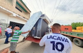 Entregan ayudas técnicas a familias afectadas por incendio en Valencia