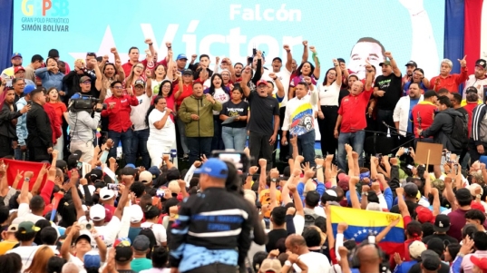 acto-de-victor-clark-en-falcon-cortesia-39146