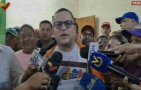 Candidato del GPPSB para la gobernación de Cojedes inscribió su candidatura ante el CNE