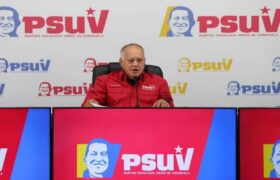 Cabello: Seguimos recogiendo firmas en respaldo a nuestros migrantes venezolanos