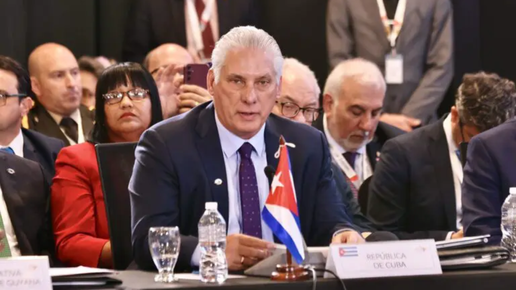 gohqzcqw8aacndf-768x512.jpg