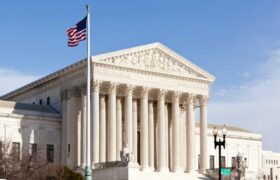 Tribunal Supremo de EEUU permite nuevamente deportación de migrantes venezolanos