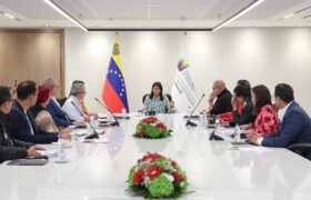 Gabinete económico revisa planes para la sustitución de importaciones