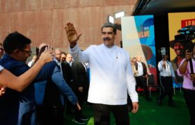 Jefe de Estado: Nos hemos jugado la vida por la verdad de Venezuela aquí y en el mundo
