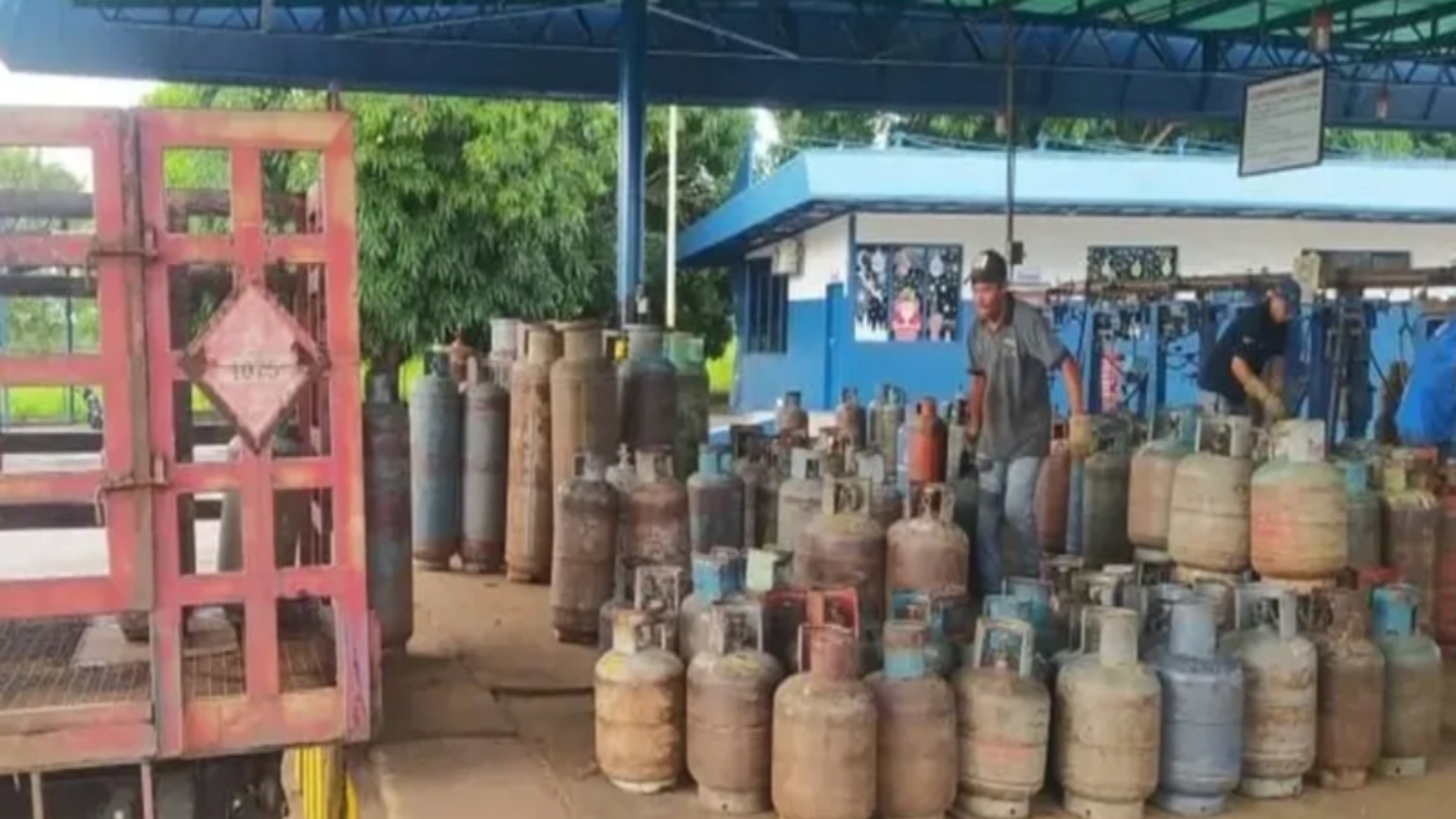 Gas (1)