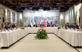 Despúes de tres años: Rusia y Ucrania inician negociaciones en Estambul