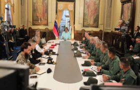 Jefe de Estado coordina seguridad electoral y llama a la paz
