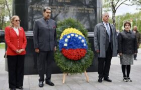 Presidentes de Venezuela y Cuba rinden honores a El Libertador Simón Bolívar en Rusia