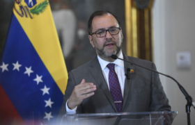 Canciller Yván Gil a Zelensky: «No tiene autoridad moral para hablar de Venezuela»