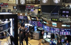 Bolsa de Valores de Nueva York cae tras anuncio de nuevos aranceles contra la UE