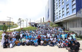 Universidad Nacional de las Ciencias Dr. Humberto Fernández-Morán recibe a los nuevos estudiantes