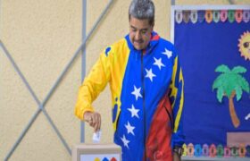 Presidente Maduro llama al pueblo a votar para consolidar la paz en Venezuela: «¡El que vota decide!»