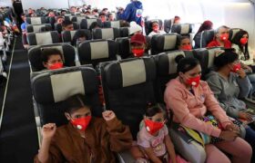 Arriban a Venezuela 315 connacionales desde México