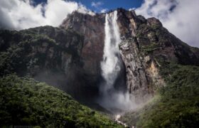 Impulsan turismo como un sector dinamizador de las exportaciones en el país