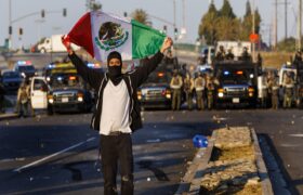 Trump ante el caos en Los Ángeles: «¡Arresten a las personas con mascarillas, ahora!»