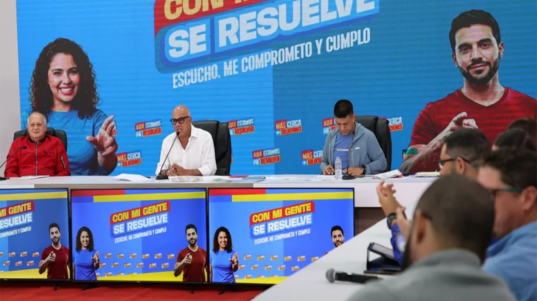 Jorge Rodríguez informó que hubo 40 mil asambleas para definir proyectos de la juventud