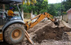 Sustitución de tuberías de aguas servidas favorece a familias del municipio Mariño