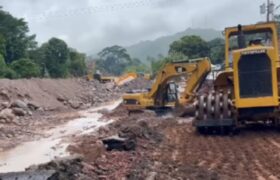 Comisión multidisciplinaria desplegada para atender a familias incomunicadas en Táchira