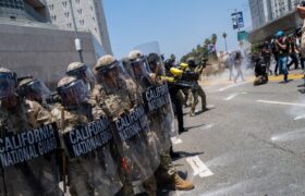 Hay más tropas estadounidenses en Los Ángeles que en Irak y Siria