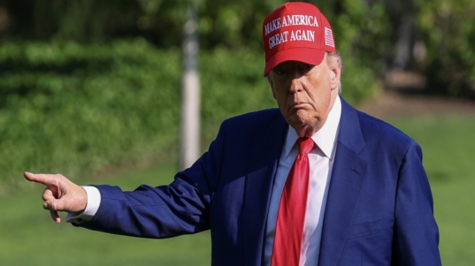 Trump (2)