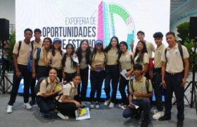 Venezuela garantiza estudios universitarios a más de 350 mil jóvenes
