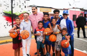 Presidente Maduro exhortó a participar masivamente en las elecciones municipales y en la Consulta Popular Juvenil