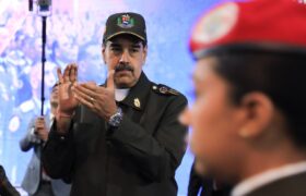 Jefe de Estado propone una transformación estructural de la doctrina FANB