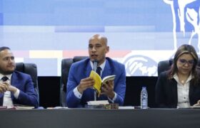 Ministerio de Educación anunció incorporación de preparadores en liceos