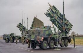 Cuatro países europeos se niegan a sumarse al plan de Trump de entregar armas a Kiev