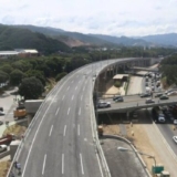 Autopista_valle_Coche_Caracas_Venezuela_4-750x375